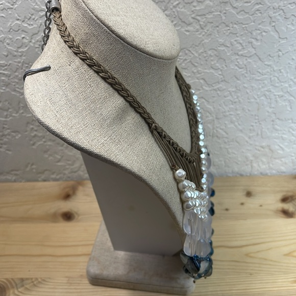 Necklace authentic Chico’s 🦋 - Picture 3 of 7